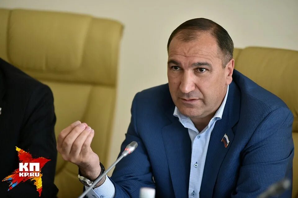 Маис мамедов новосибирск. Джейхун мамедов. Мамедов сарраф абильфатович иваново. Маис мамедов новосибирск. Депутат мамедов.