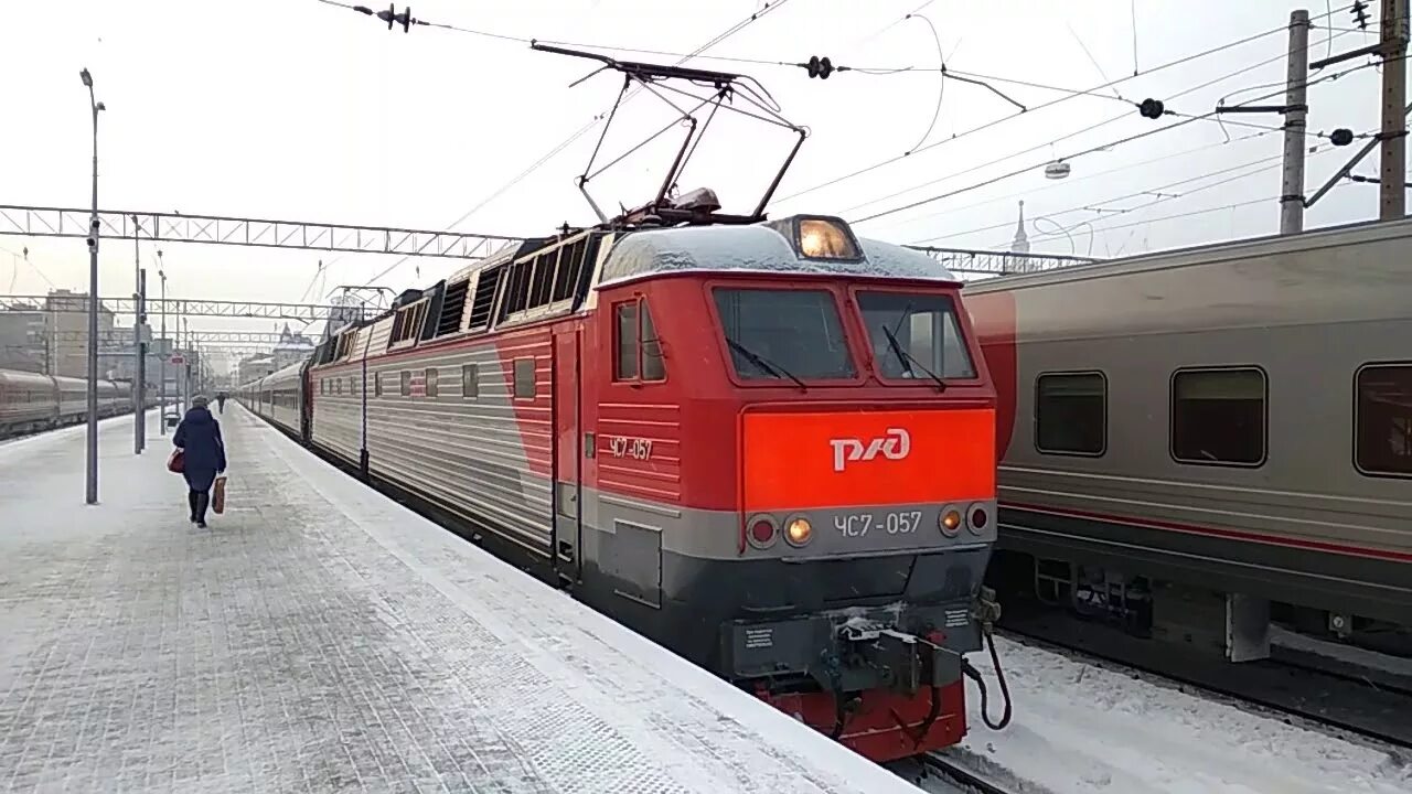 Чс7 296. Чс7-057. Поезд 371 Архангельск Котлас. Станция Ярославль чс7.