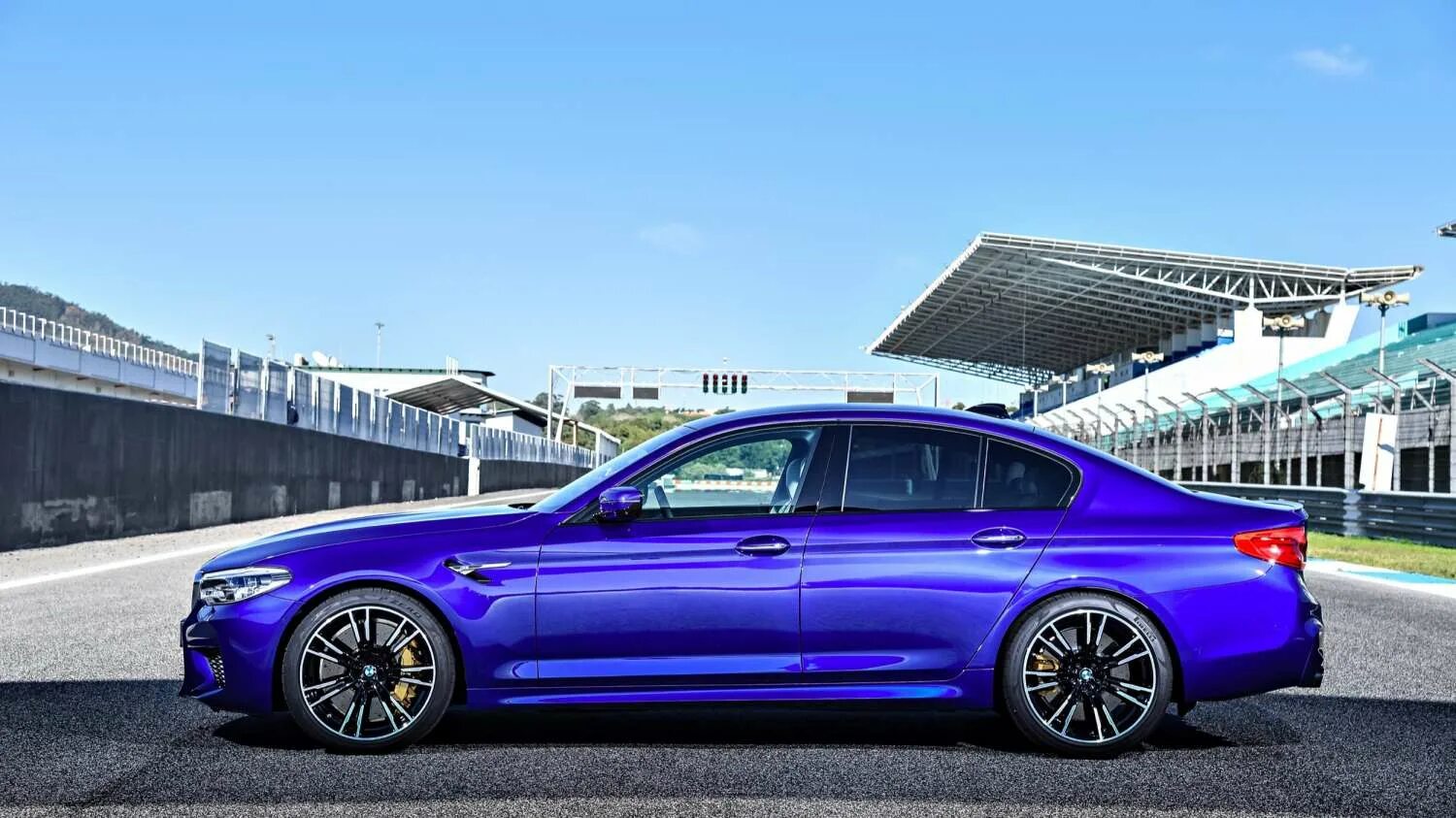 Bmw m5 f90 rear. Bmw m5 f90 xdrive. Бмв m5 f90 cs. Бмв m5 f90. Bmw m5 f91.
