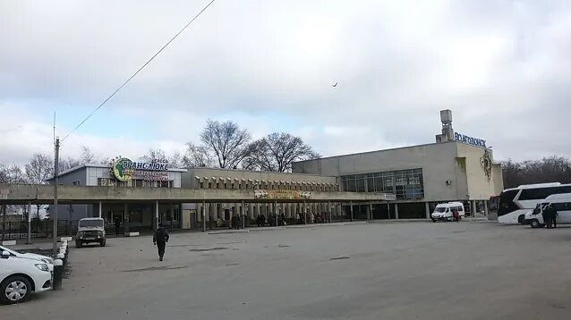 Автовокзал 73 купить. Автовокзал в городе Волгодонске. Автовокзал вокзал Волгодонск. Автовокзал Волгодонск новый. Автовокзал Солнечный.