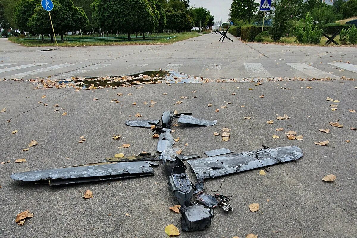 Самарскую область атаковали беспилотники. Беспилотник самолетного типа. Украинские БПЛА самолетного типа. Украинский беспилотник самолетного типа. Атака беспилотников.