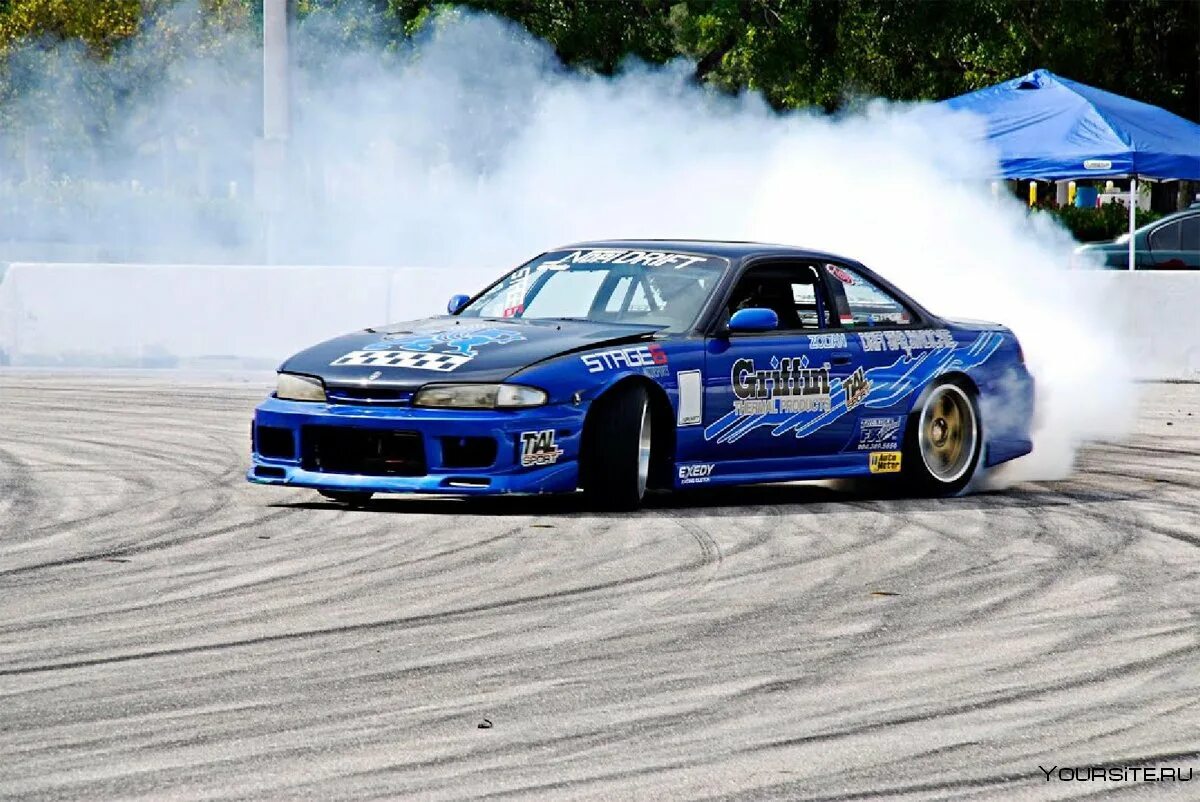 Nissan Silvia s14 дрифт. Дрифтовая Nissan Silvia s14. Nissan Silvia дрифтит. Silvia drift