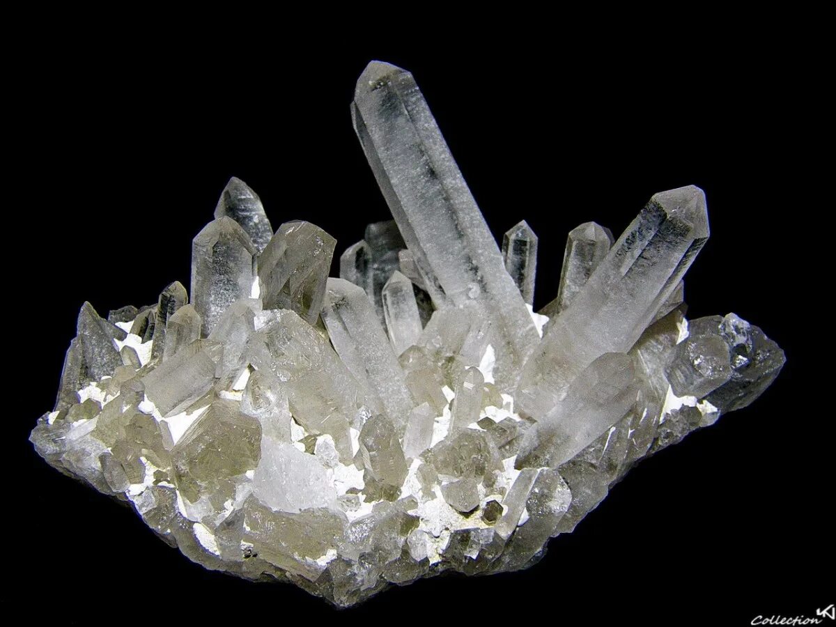 Cacha crystal. Кварц минерал горный. Кварц (горный хрусталь). Минералы кварц горный хрусталь. Горный хрусталь Приполярного Урала.