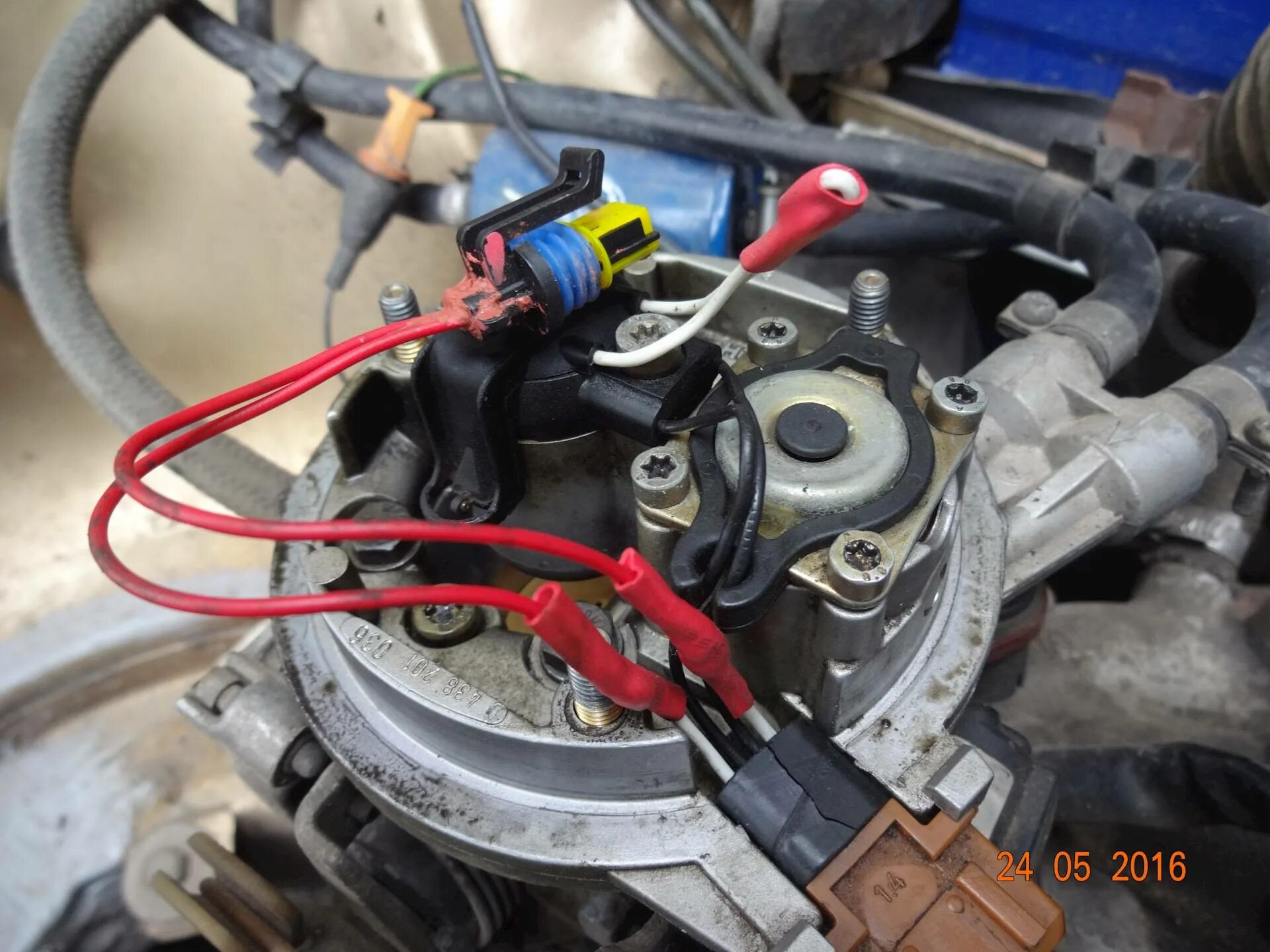 Ауди 80 регулировка дпдз. 8. 8 моновпрыск. Регулировка моновпрыска. Обратный клапан моновпрыск ауди 80.