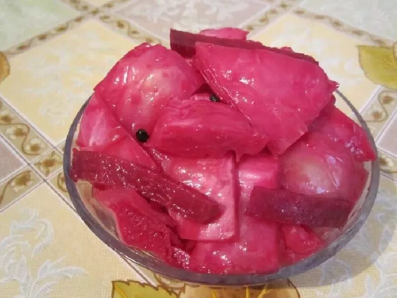 Капуста крупными кусками со свеклой быстрого приготовления. Капуста пилюска со свеклой быстрого. капуста пилюска краснокочанная. пилюска по корейски. капуста пилюска маринад.
