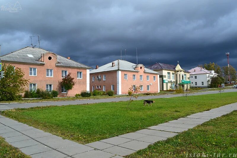 Погода г карпинск. Погода в карпинске. Карпинск свердлова 7. Карпинск сегодня. Карпинск городская площадь.