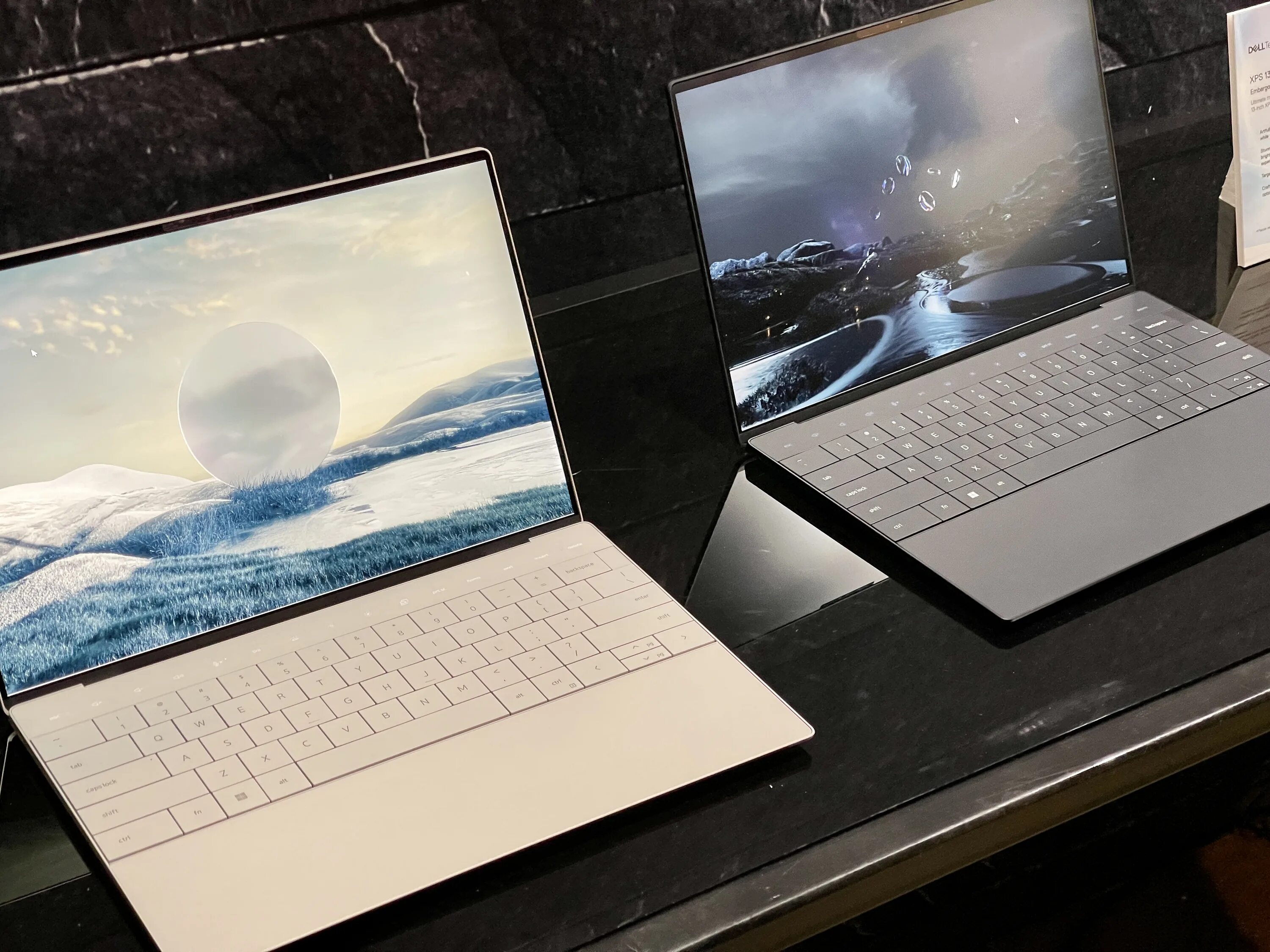 Dell xps 13 plus. Ноутбук dell XPS 13 Plus. Dell XPS 13 Plus Graphite. Dell XPS 13 Plus 5.0. ВФДД чзы13 Plus клавиатура.