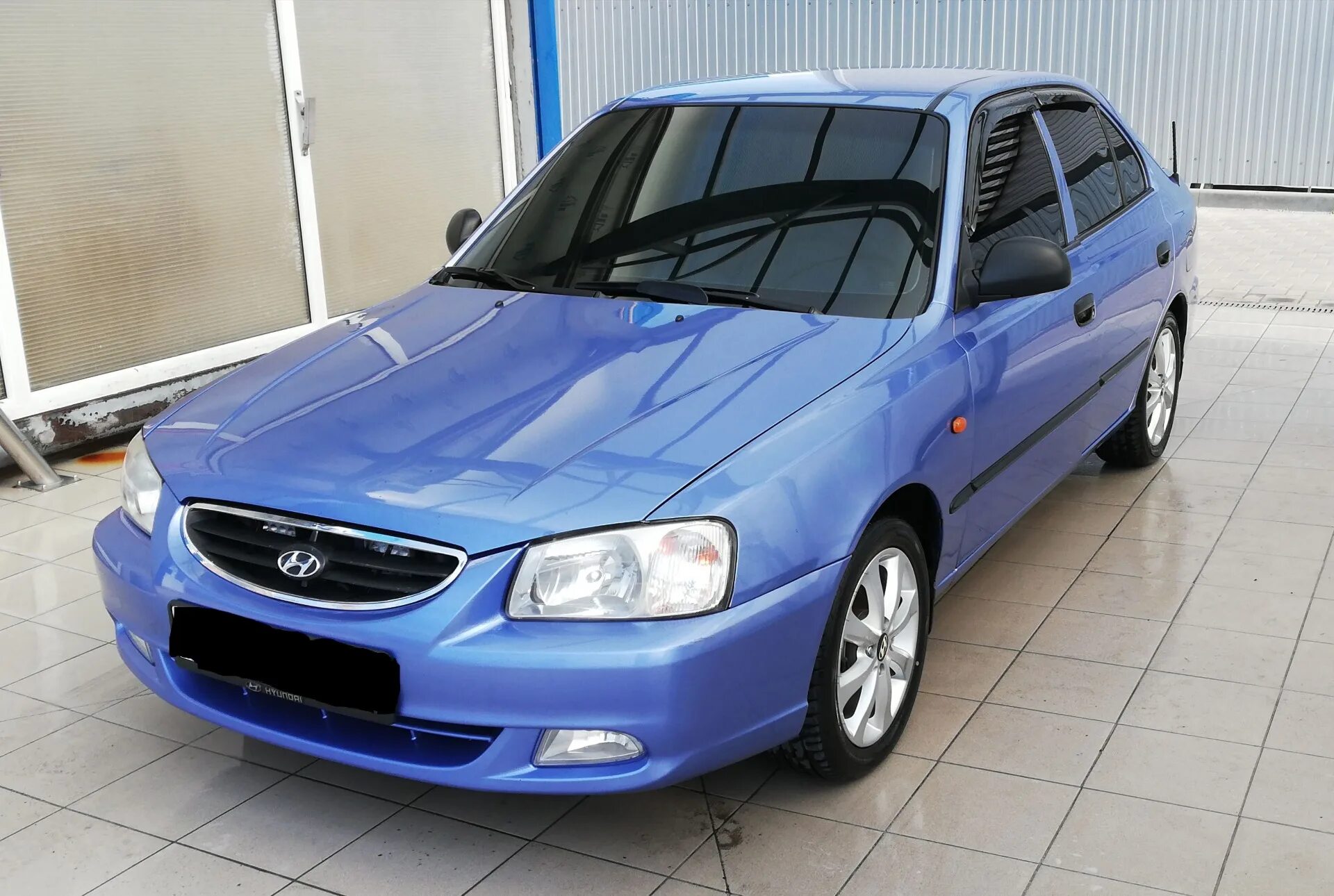 Купить акцент в ростовской. Hyundai Accent 1.5i. Hyundai Accent - 1 пок., (94-99). Кабина Hyundai Accent 1. Хюндай акцент сиреневый 1998.