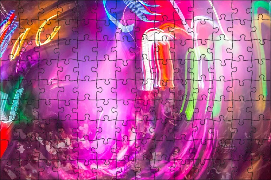 Музыка свет танцы. Музыка свет танцы. Тусовка эстетика. Вечеринка танцы. Девушка танцует в платье.