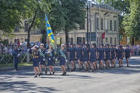 Гатчина май