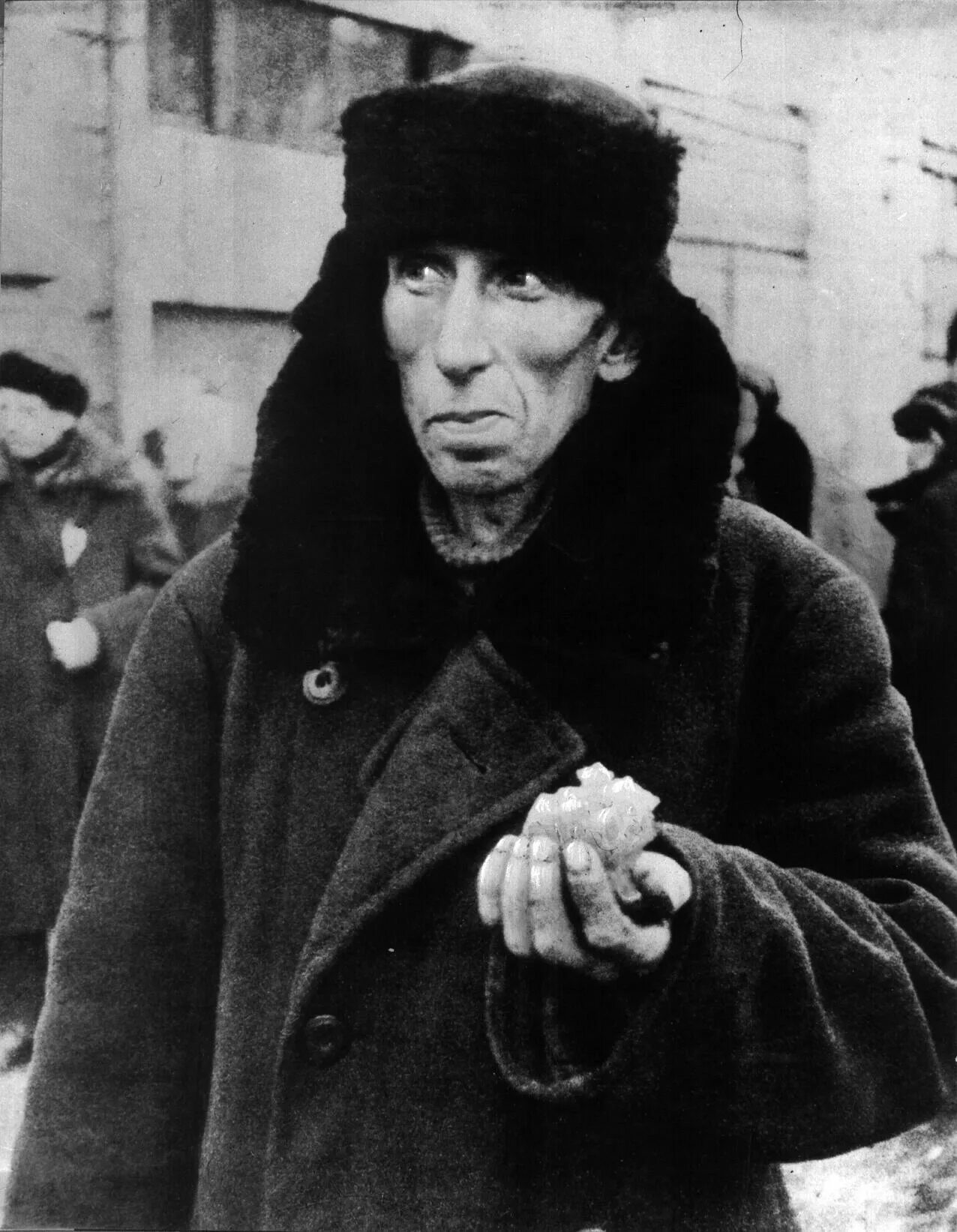 Люди пережившие блокаду. Блокада Ленинграда люди. Блокадные портреты.