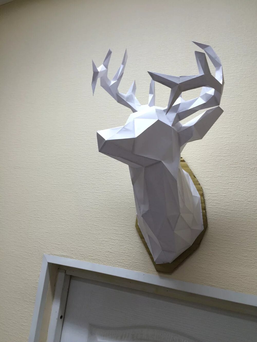 Yamaha олень паперкрафт. олень из бумаги паперкрафт. бумажный олень. объемная фигура оленя. фигурка оленя из бумаги.