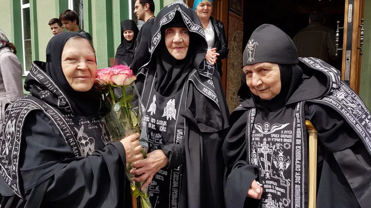 Доминиканцы орден монахини. Монахиня софия (сухова). Ряса монахини. Монахиня, игуменья, послушница. Монахиня православие.