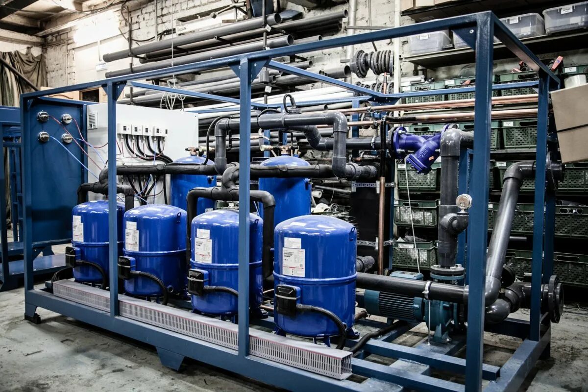 Chiller carrier 30ха. Холодильный шкаф. Холодильная машина 10000м3. Типы холодильников. Модульная холодильная камера (0 с8 с) frenox cr2136220.