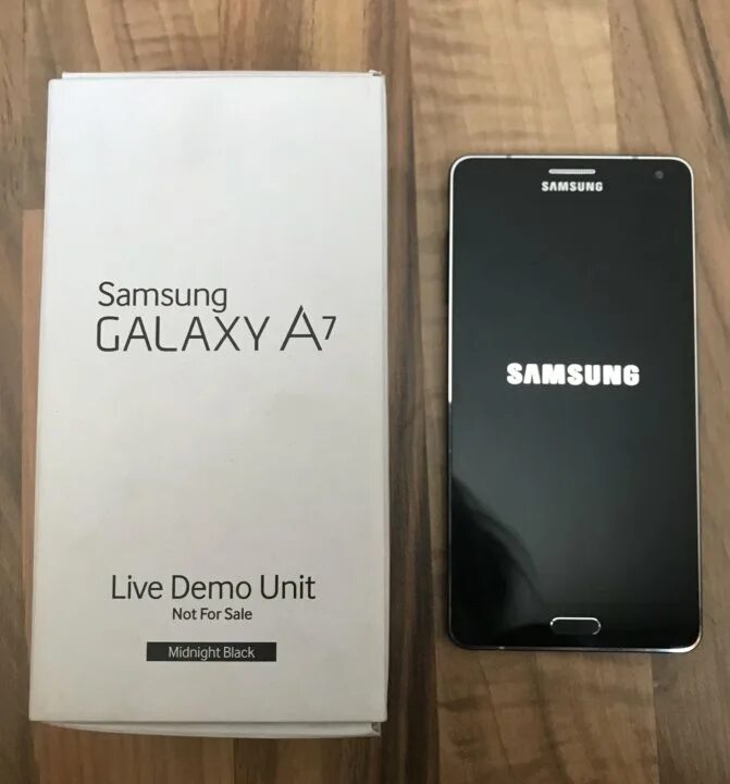 Live demo unit not for sale. Mpfm2600 demo unit. Самсунг демо галакси. Samsung live demo unit коробка. Самсунг live demo unit.