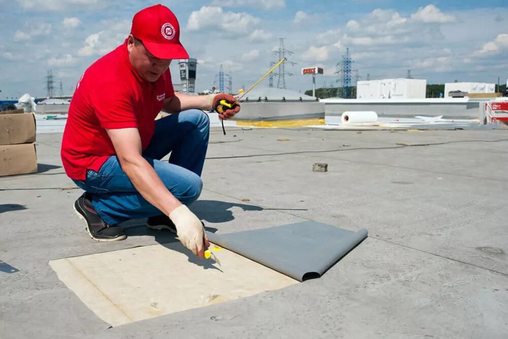Logicroof walkway puzzle. Технониколь logicroof walkway puzzle. полимерная мембрана технониколь. кровля из полимерной мембраны технониколь. кровельщик мембранной кровли.