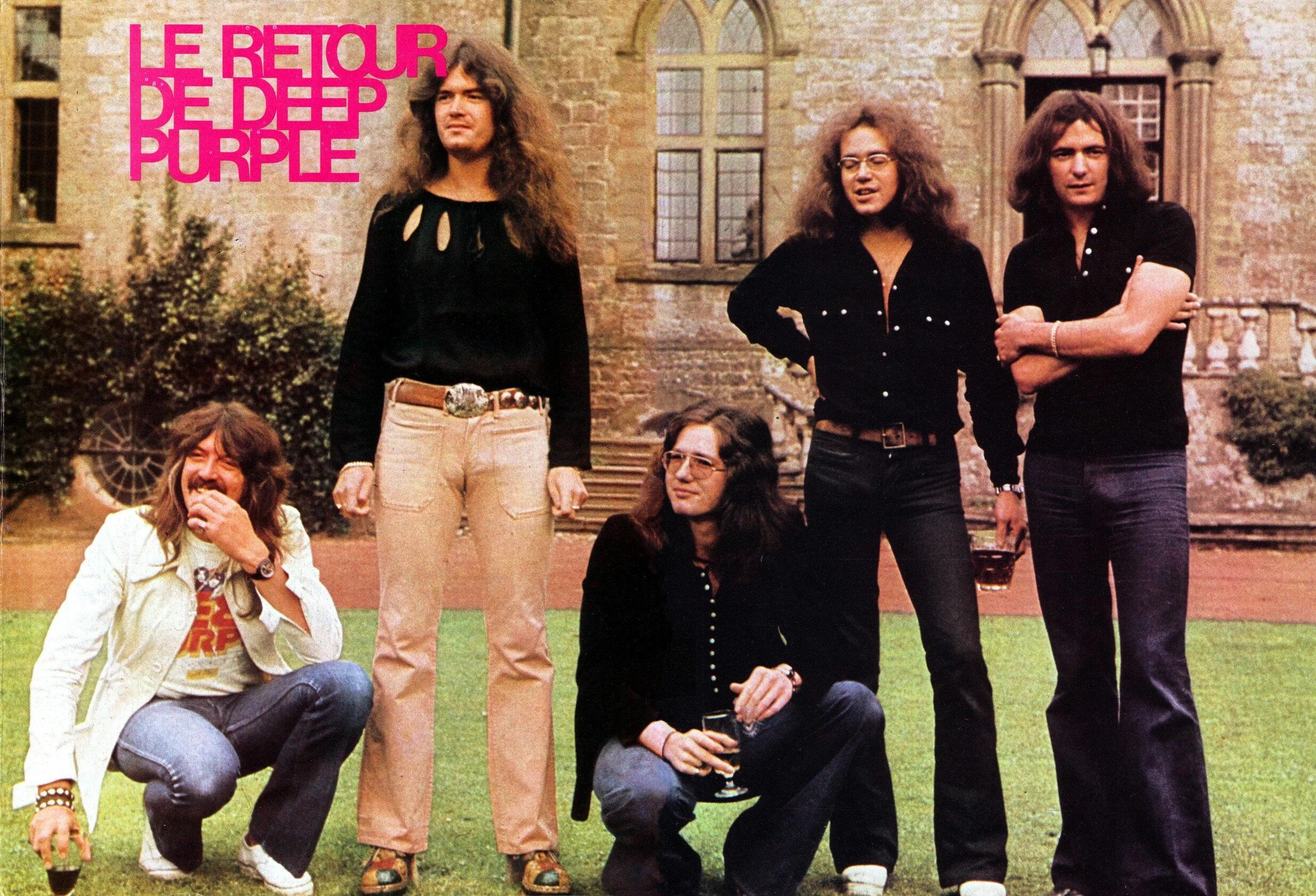 Ди перпл. Группа Deep Purple 1974. Группа Deep Purple 1970. Замок Клирвелл Deep Purple. Группа Deep Purple 1973.