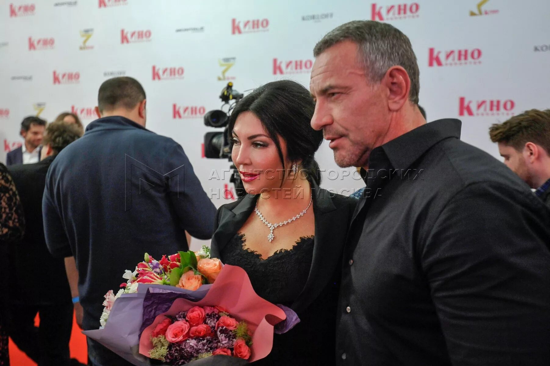 Максим Дрозд не знает, как быть счастливым в браке
