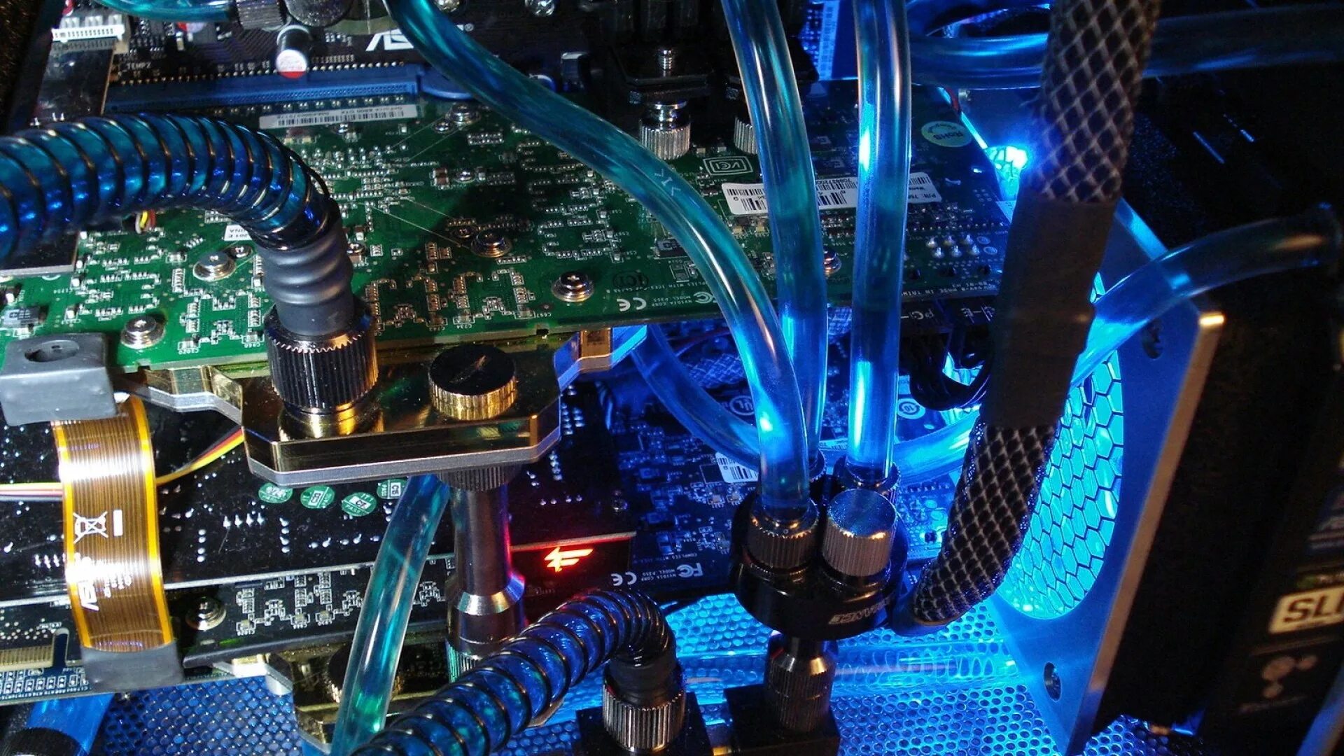 Bit hardware
