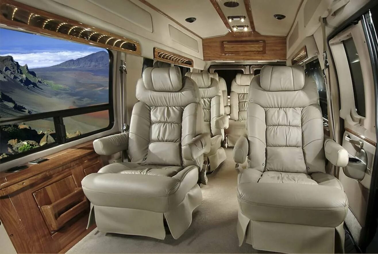 Машина на 12 мест. Машина на 12 мест. Grand starex 2022 салон. Hyundai grand starex 2021. Hyundai grand starex 12 мест.