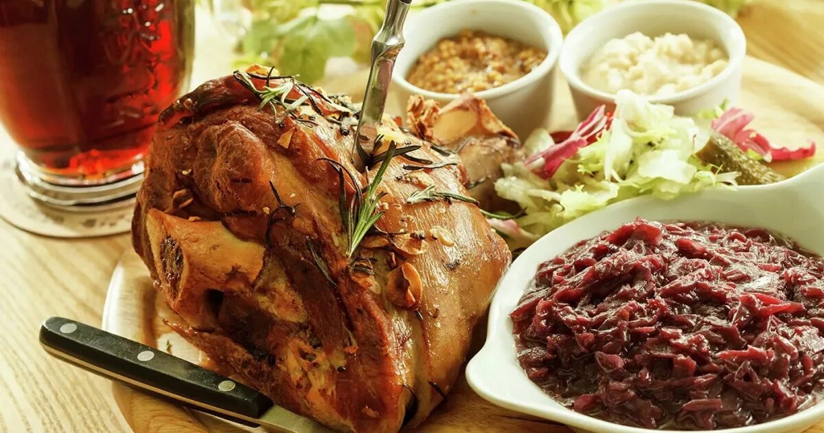 Чешская кухня картинки. Чешская кухня национальные блюда. Блюдо чешской кухни 7 букв. Национальная кухня чехии. Кнедлики в праге.