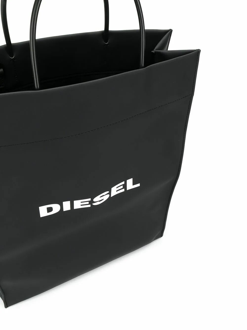 Сумка тоут Diesel. Diesel сумка-тоут чёрная. Сумка-тоут дизель 2023. Сумка-тоут Diesel белая.