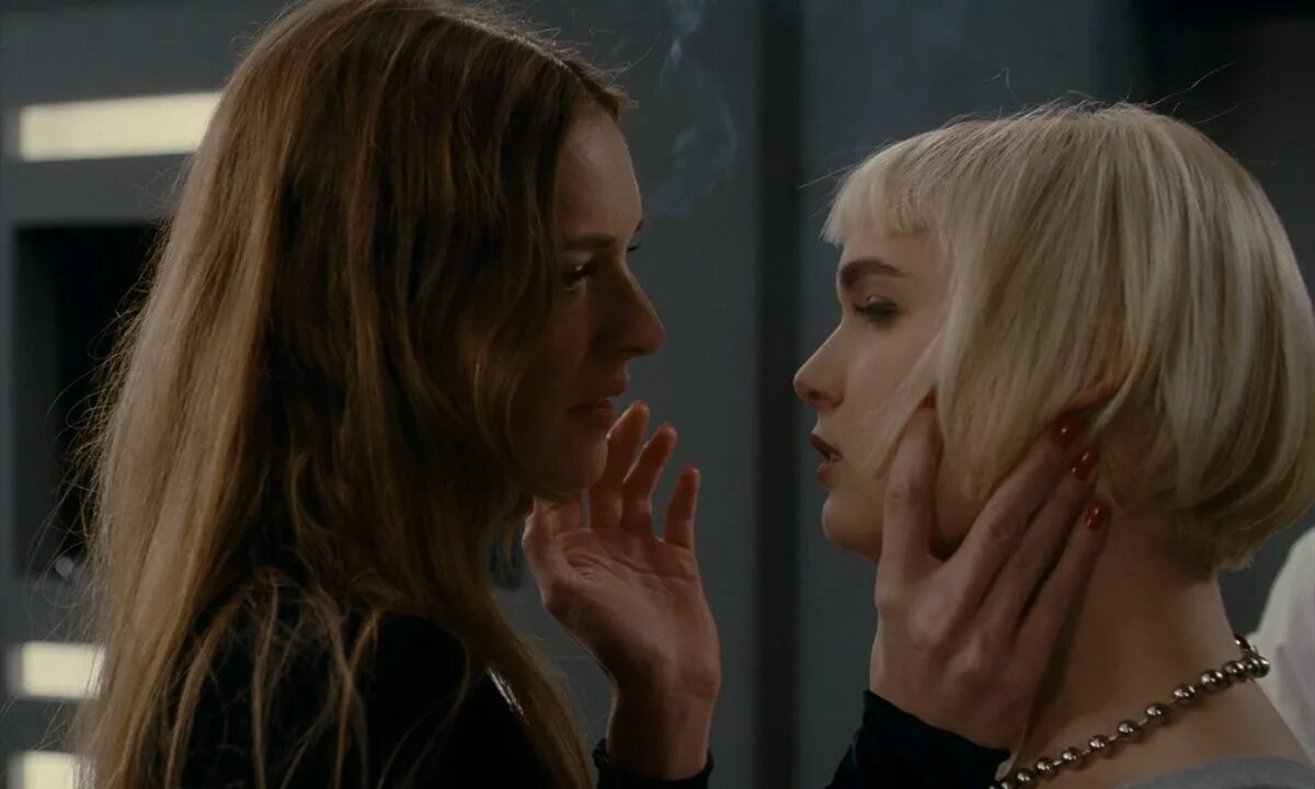 три после полуночи | 03:00. фильм "после полуночи" - сербия. после полуночи фильм 2020. после полуночи фильм 2019 монстр. луна после полуночи.