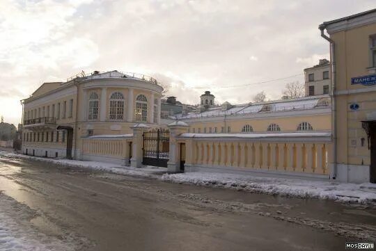 Манежная. Манежная улица 11. Манежная площадь вид сверху. Зеленогорск ул. Ул манежная.