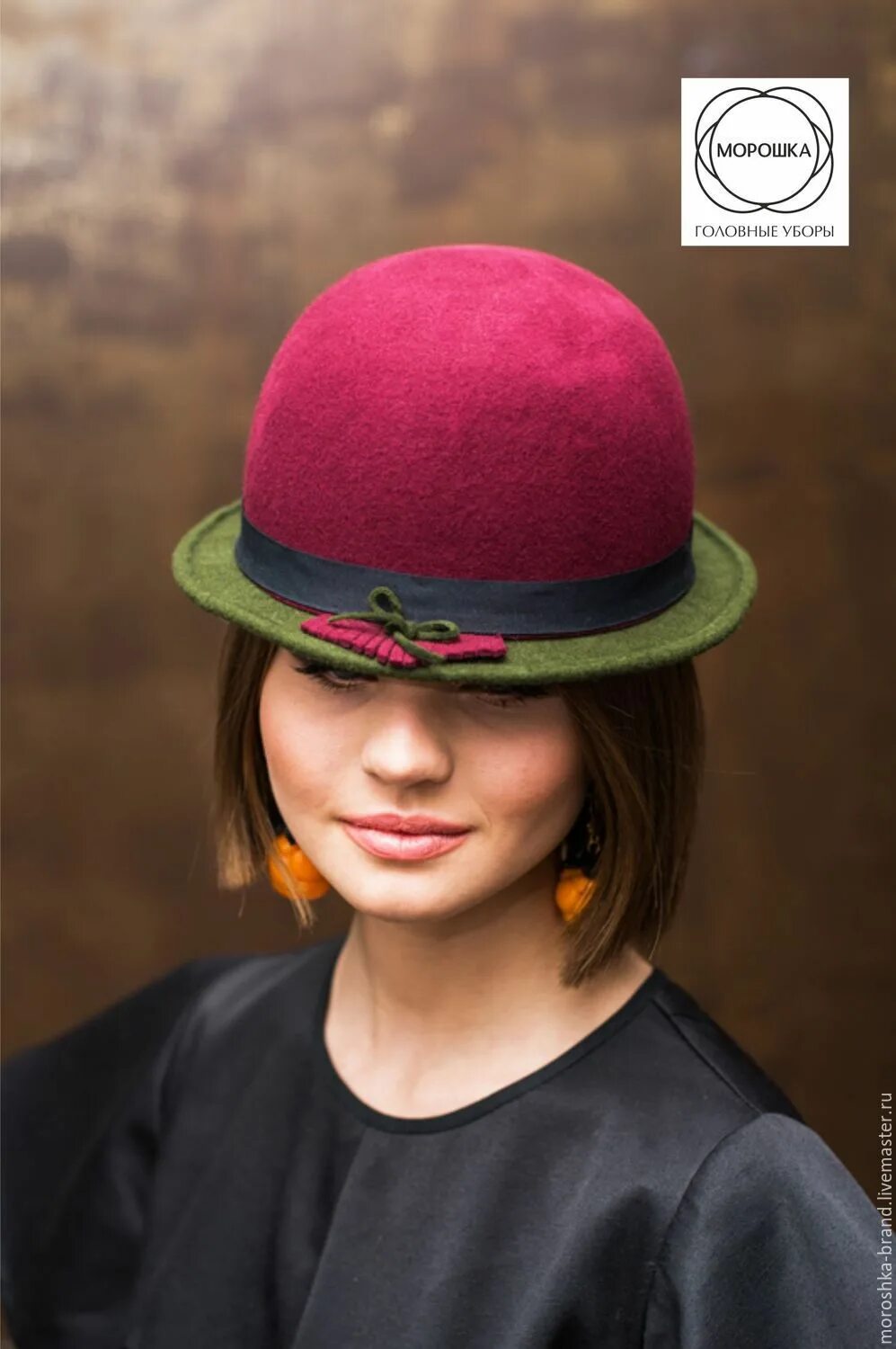 Фетровая шляпа москва. Шляпа-котелок гуччи. Гальяно котелок фетровая шляпа. Валберис шляпы женские летние. Шляпы женские валберис.