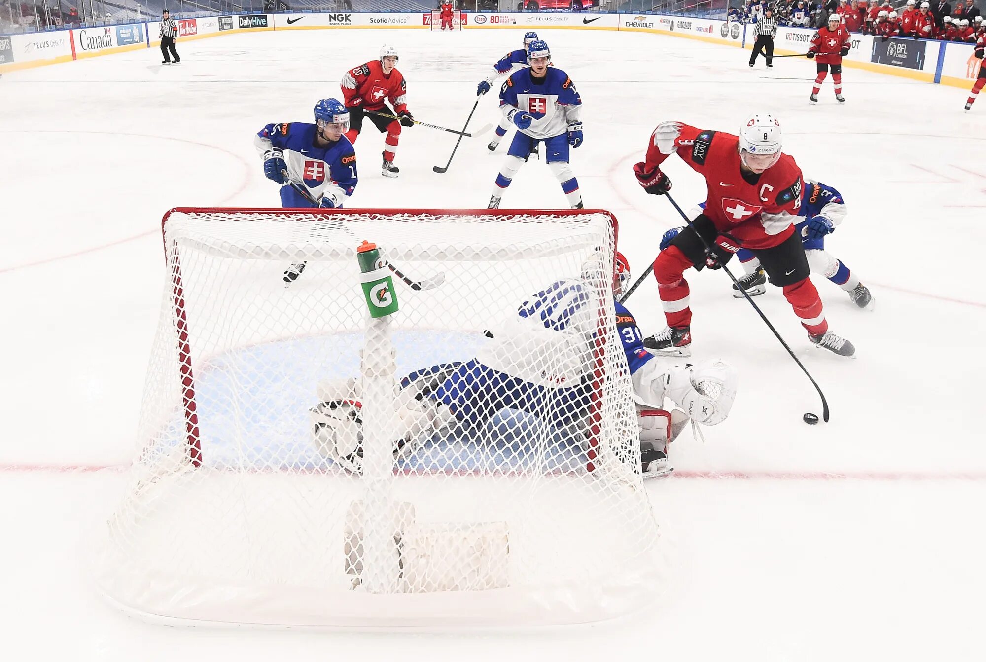 Jaroslav hlinka хоккеист. Финляндия словакия хоккей. Хоккей словакия 1 я лига. Хоккей словакия 1 я лига. Россия словакия хоккей чм результат.