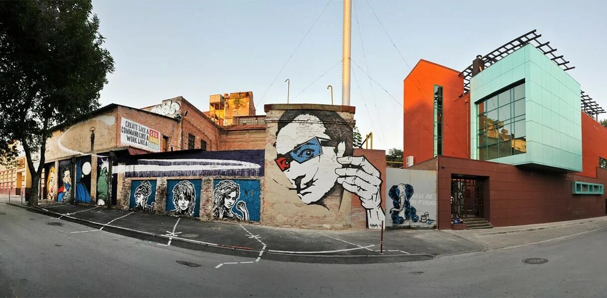 Макаронка. Твц макаронка. Театрально-выставочный центр макаронка. Макаронка забавный щенок. Макаронка.