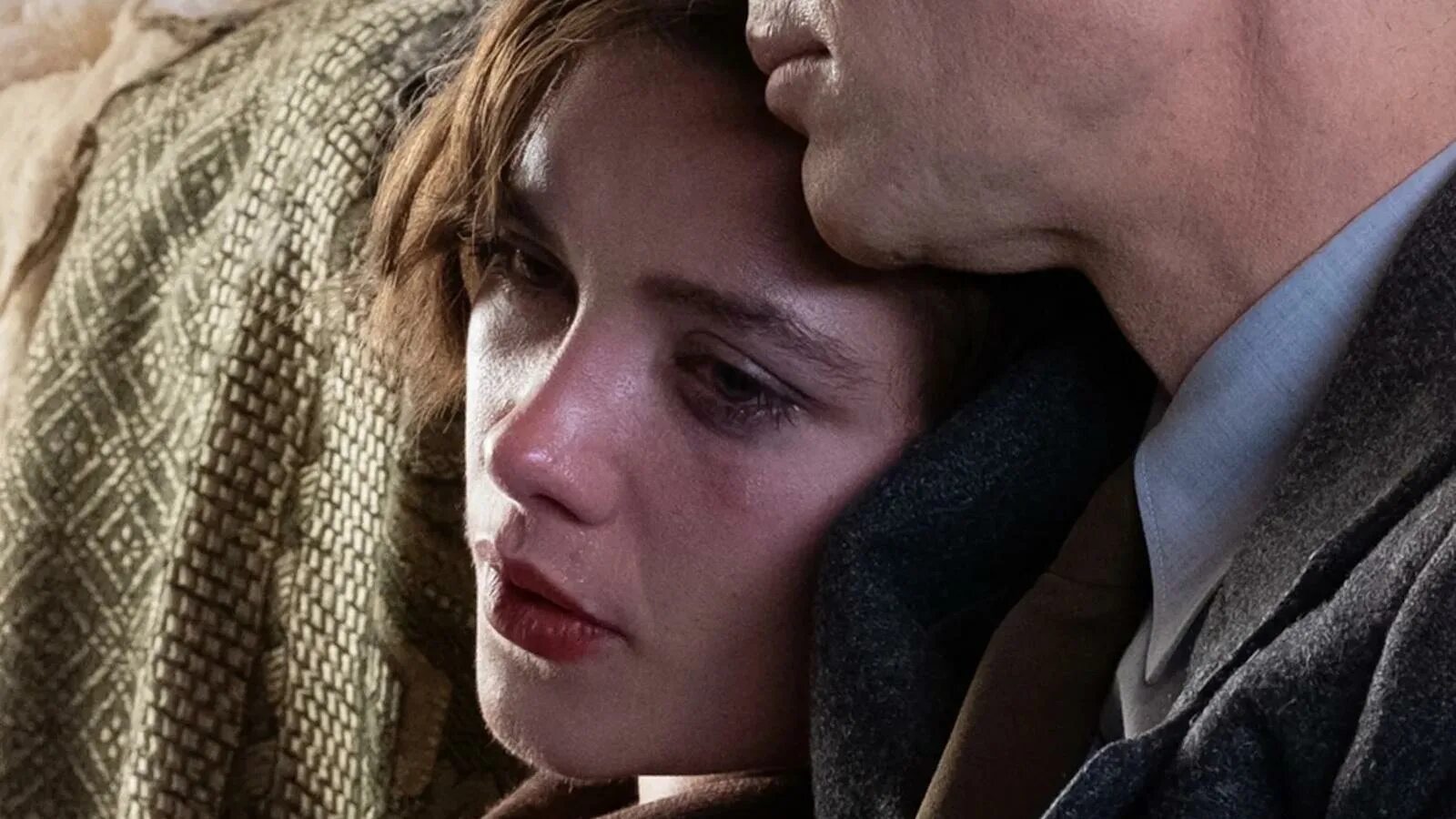 Оппенгеймер киллиан мерфи фото. Флоренс пью оппенгеймер. Киллиан мёрфи с женой 2022. Флоренс пью оппенгеймер кадр. Роберт дауни младший 2022.