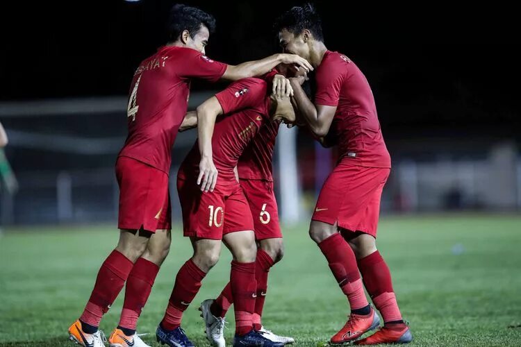 Live streaming bola vietnam indonesia. Тусанри 22.