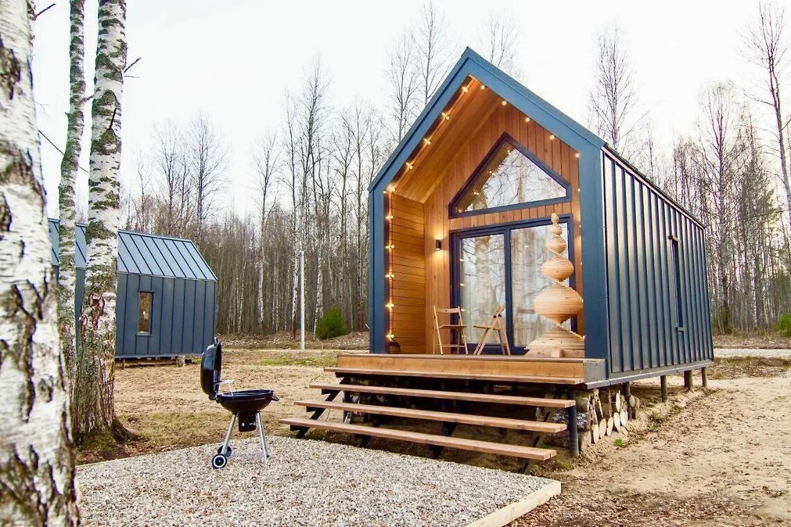 Rich life логотип. Rich life village. Лена лобанова рязань. Домковка гостиница проект. Деревня мостец ярославль.