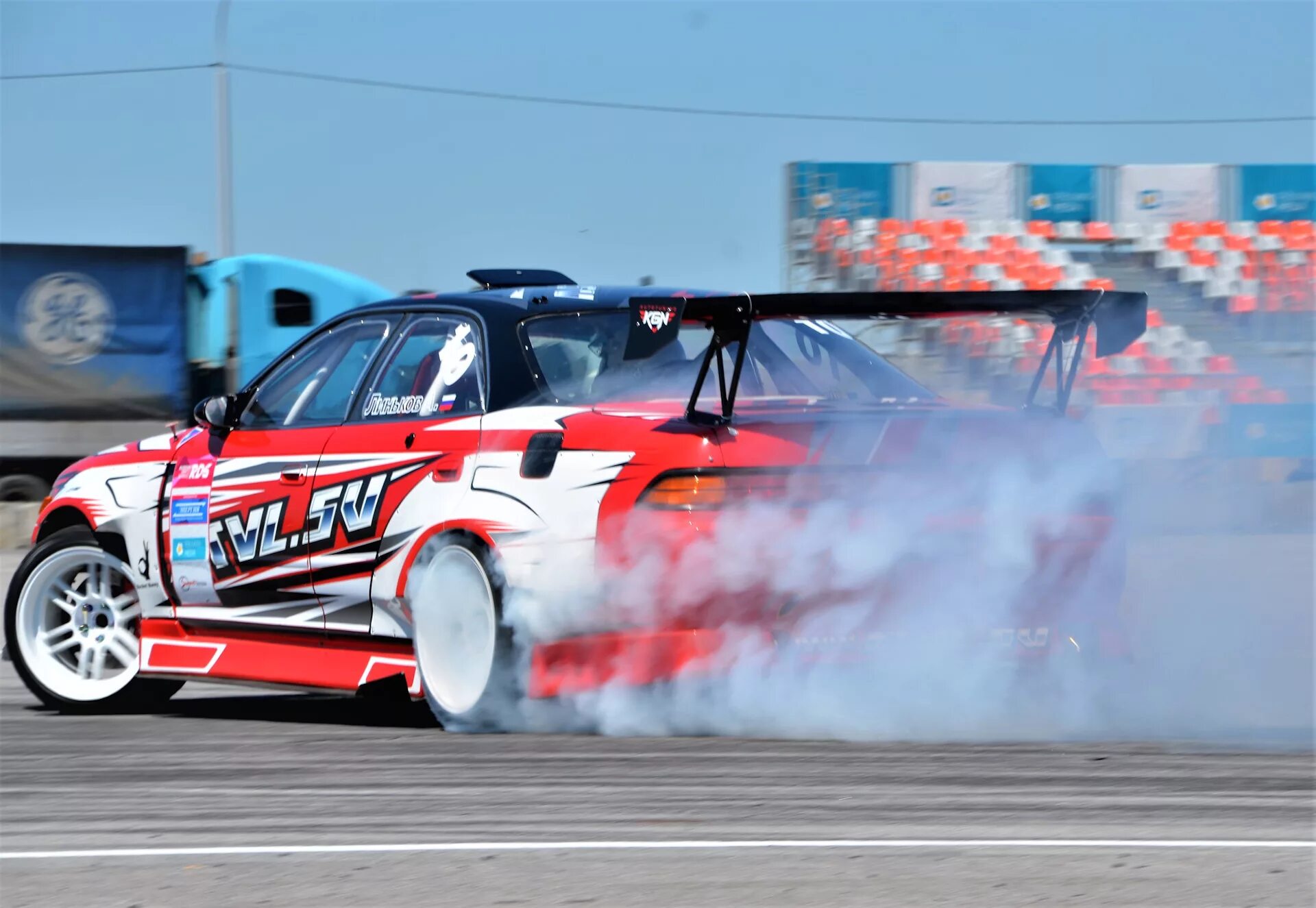 Drifting time. Toyota Mark 2 дрифт.