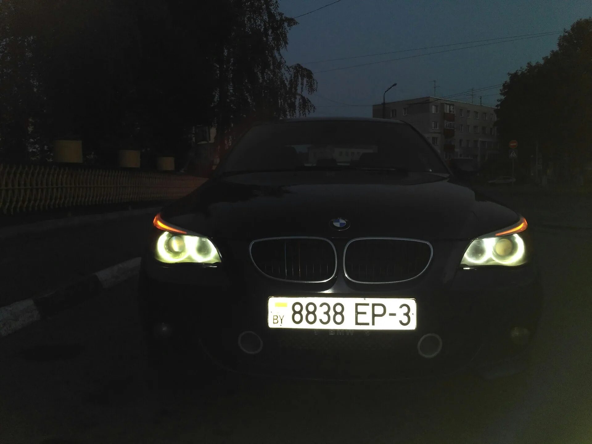 Бмв е60 глазки. Е60 глазки дорестайл. Ангельские глазки БМВ е60. BMW 5 e60 глазки. Ангельские глазки БМВ е60 дорестайл.