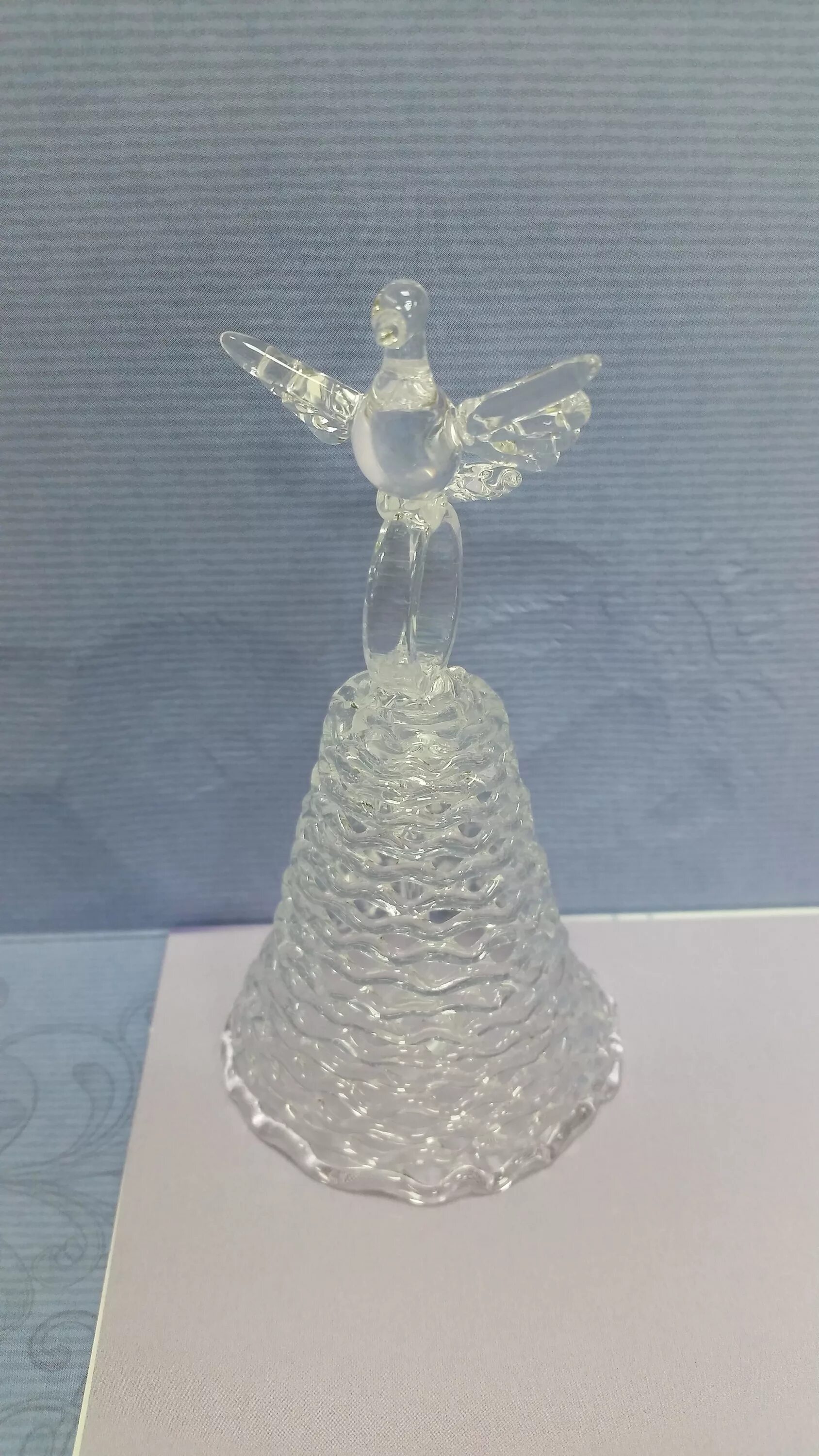 Хрустальные звоны каргополь. Звон хрусталя. Звон хрусталя. Звон хрусталя бокалов. Звон хрусталя.