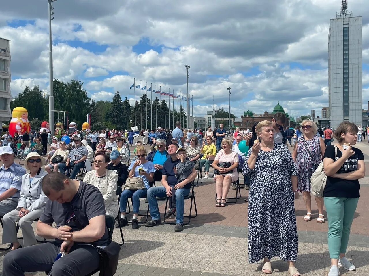 Последние новости в ульяновске на сегодня. Молодежь Ульяновска. Ульяновск люди. Ульяновск люди праздник. Население людей в Ульяновске.