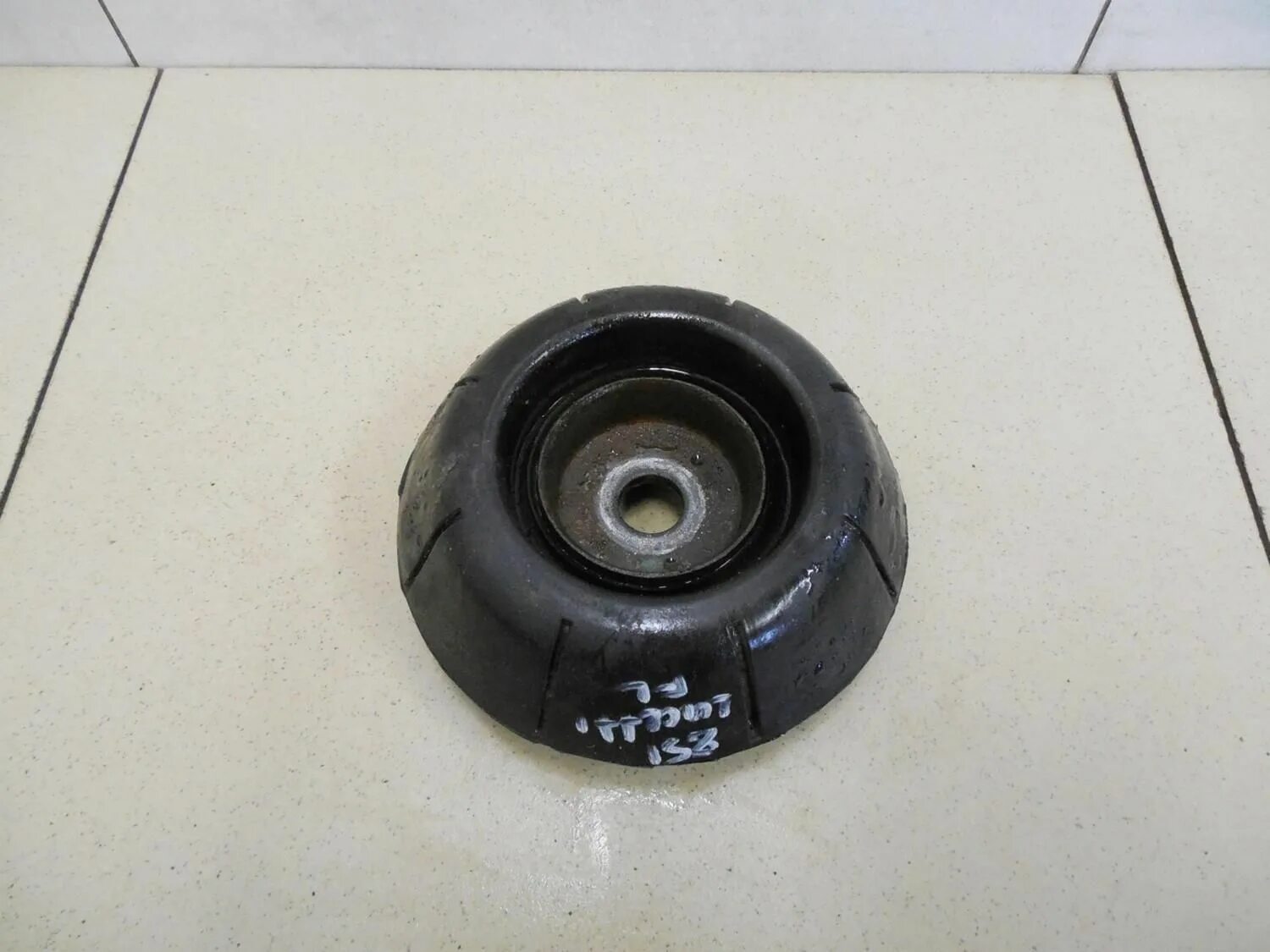 Опора амортизатора лачетти. Лачетти седан 1,4 опора амортизатора переднего артикул. Передняя опора стойки шевроле лачетти номер. Подшипник опорный передний стойки шевроле лачетти. 4.