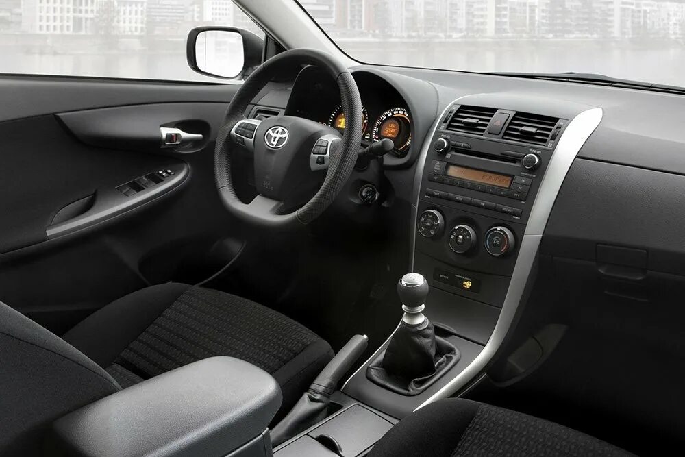 Тойота королла е150 2007 комплектация. Тойота королла 150 рестайлинг салон. Toyota corolla e150 салон. Тойота королла 2008 автомат. Тойота королла 2007 автомат.