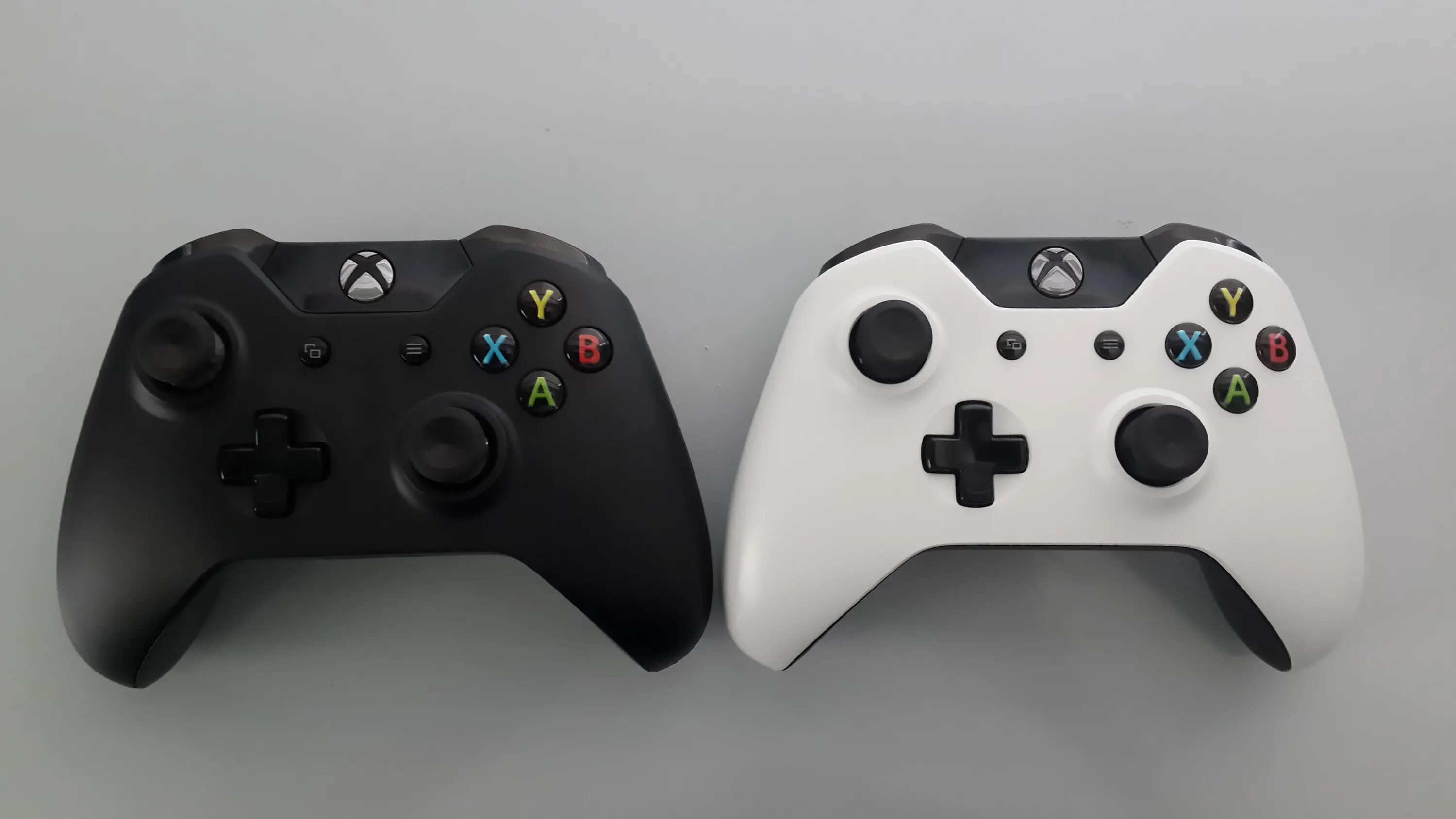 Xbox второй джойстик. Xbox one Gamepad. Xbox one геймпад 2013. Геймпад Xbox one x. Xbox 1 Gamepad.