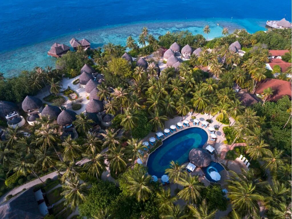 Bandos island. Отель Bandos Island Resort & Spa 4*. Остров Bandos Мальдивы. Отель Bandos Maldives 4. Bandos Island Resort Spa Мальдивы.