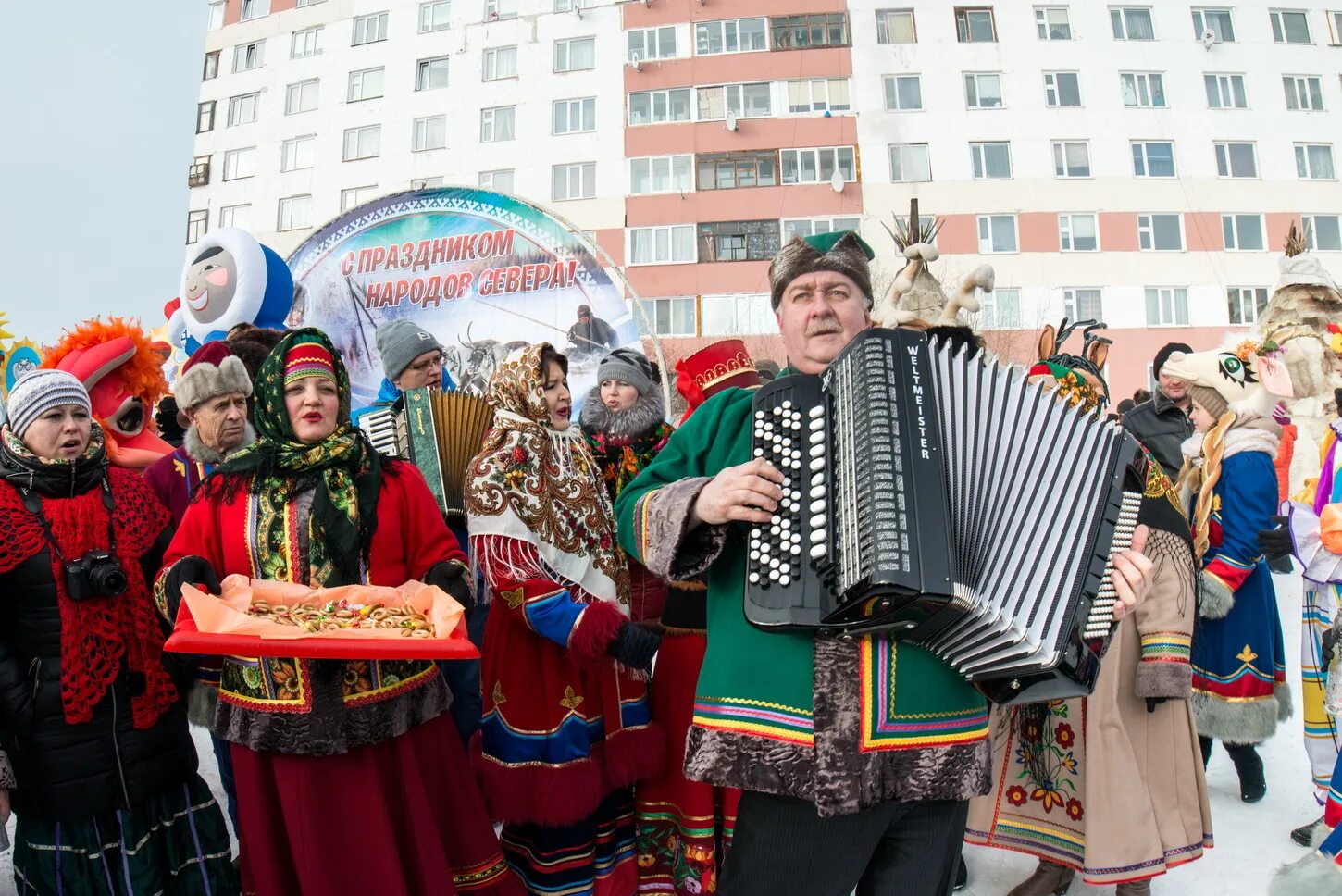 День народов севера новый Уренгой. День оленевода новый Уренгой. Праздник народов севера в новом Уренгое. Праздник оленевода в г новый Уренгой.