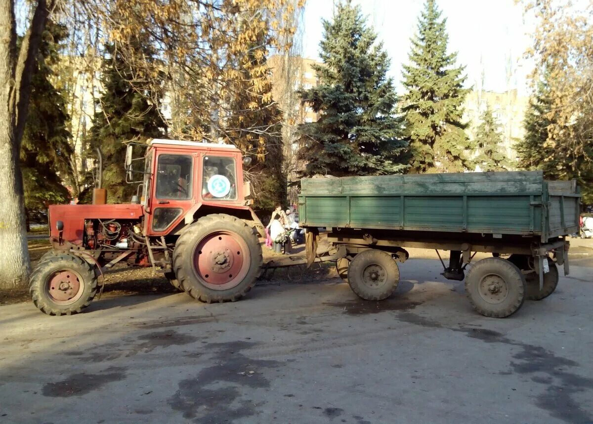 Движение тракторов с прицепами