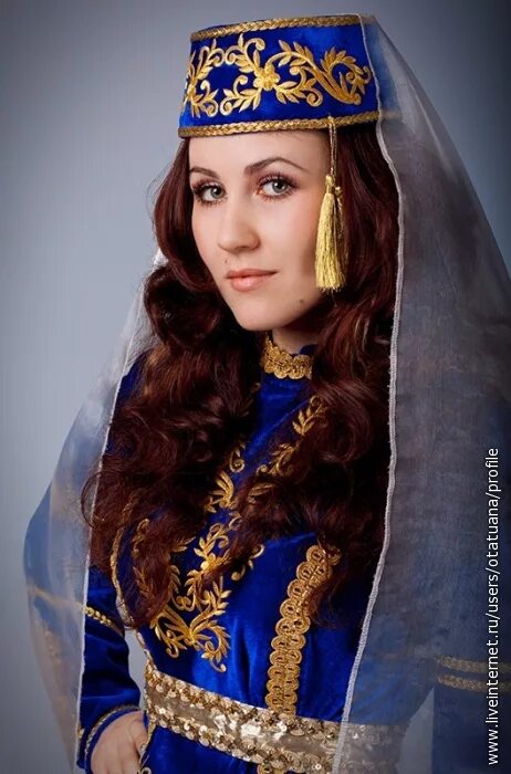 Лицо татарки. Башкирское украшение на голову. Татары внешность. Лицо татарки. Татарские женщины.