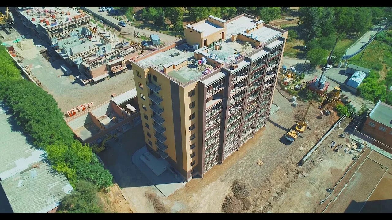 Жк "море парк" туапсе. Отель зазеркалье ялта. Жк приморский таганрог. Таганрог приморский парк квартиры. Море приморский парк таганрог.