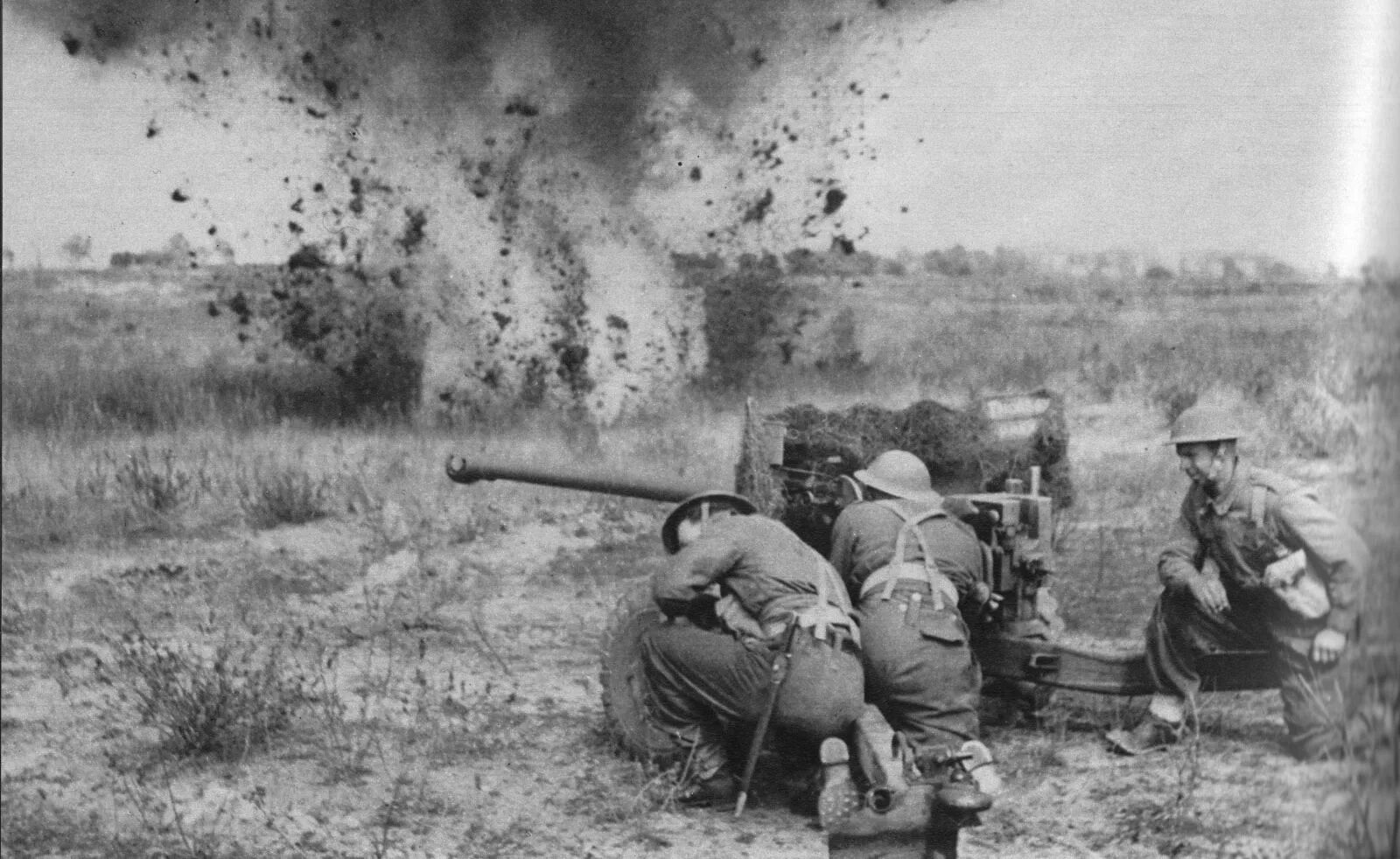 Атака красной армии в вов арт. Бои второй мировой. Атака красной армии в вов арт. Поле боя сталинградская битва. Бои тали ихантала 1944.