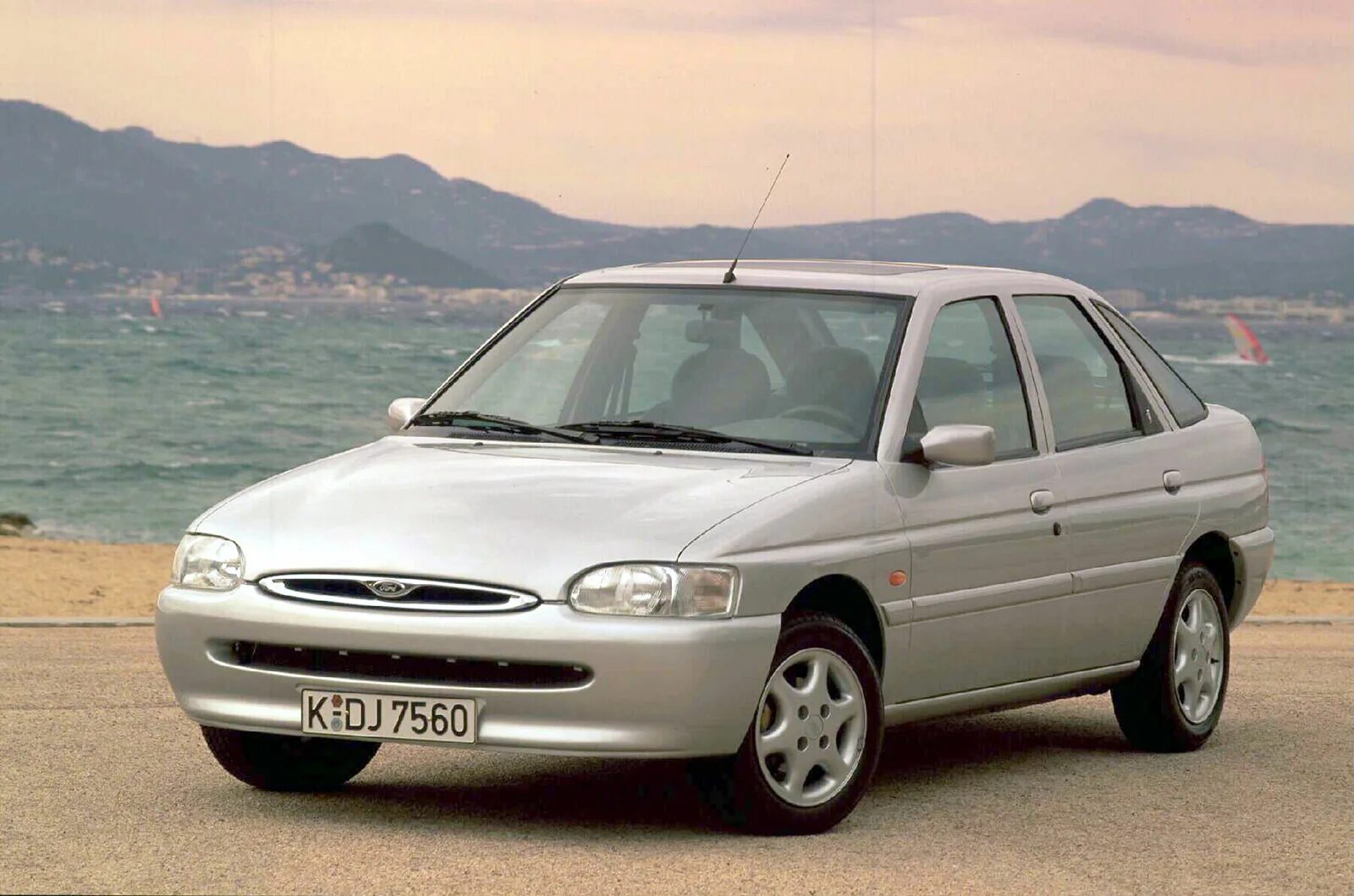 Ford rs 2000 mk5. Форд кабриолет 1992. ). Форд escort/orion хэтчбек 1991. Форд экскорт1.