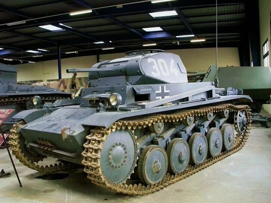 Немецкий танк т-2. Танк панцер 2. PZ 2 Ausf c. PZ.Kpfw II Ausf.f. Немецкий легкий танк