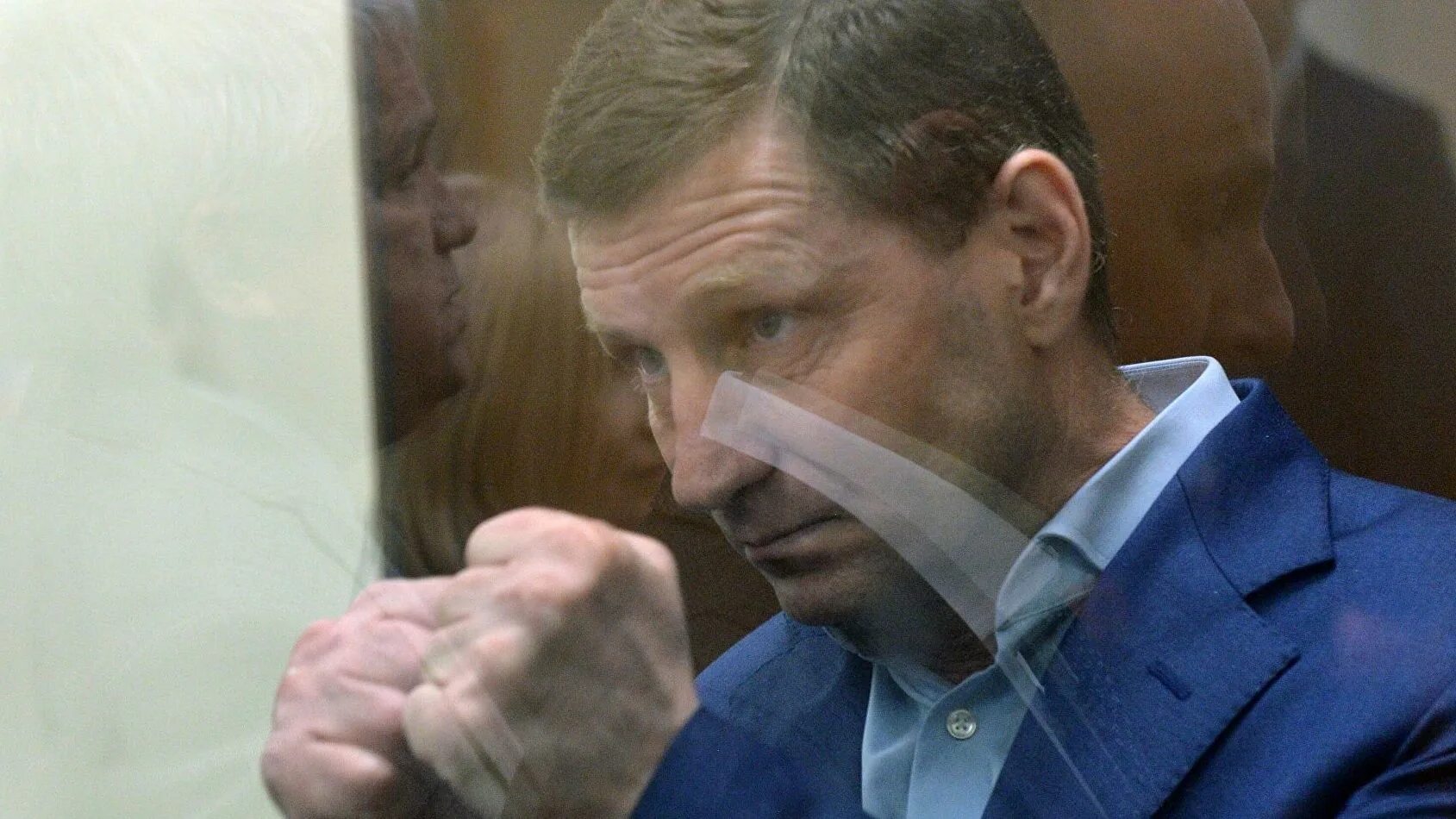 Алмазбек атамбаев суд. Абдыкаров алмазбек акбаралиевич. Судья кулматова аргаяшского района. Кадетов зам министра жкх ростовской области. Алмазбек атамбаев в сизо.